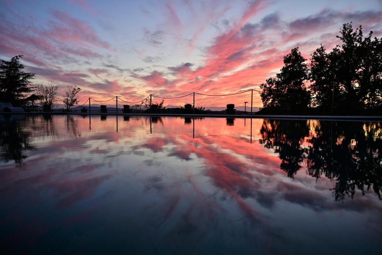 La Madernassa Resort - Casalora Dimora Storica Di Charme Guarene Dış mekan fotoğraf