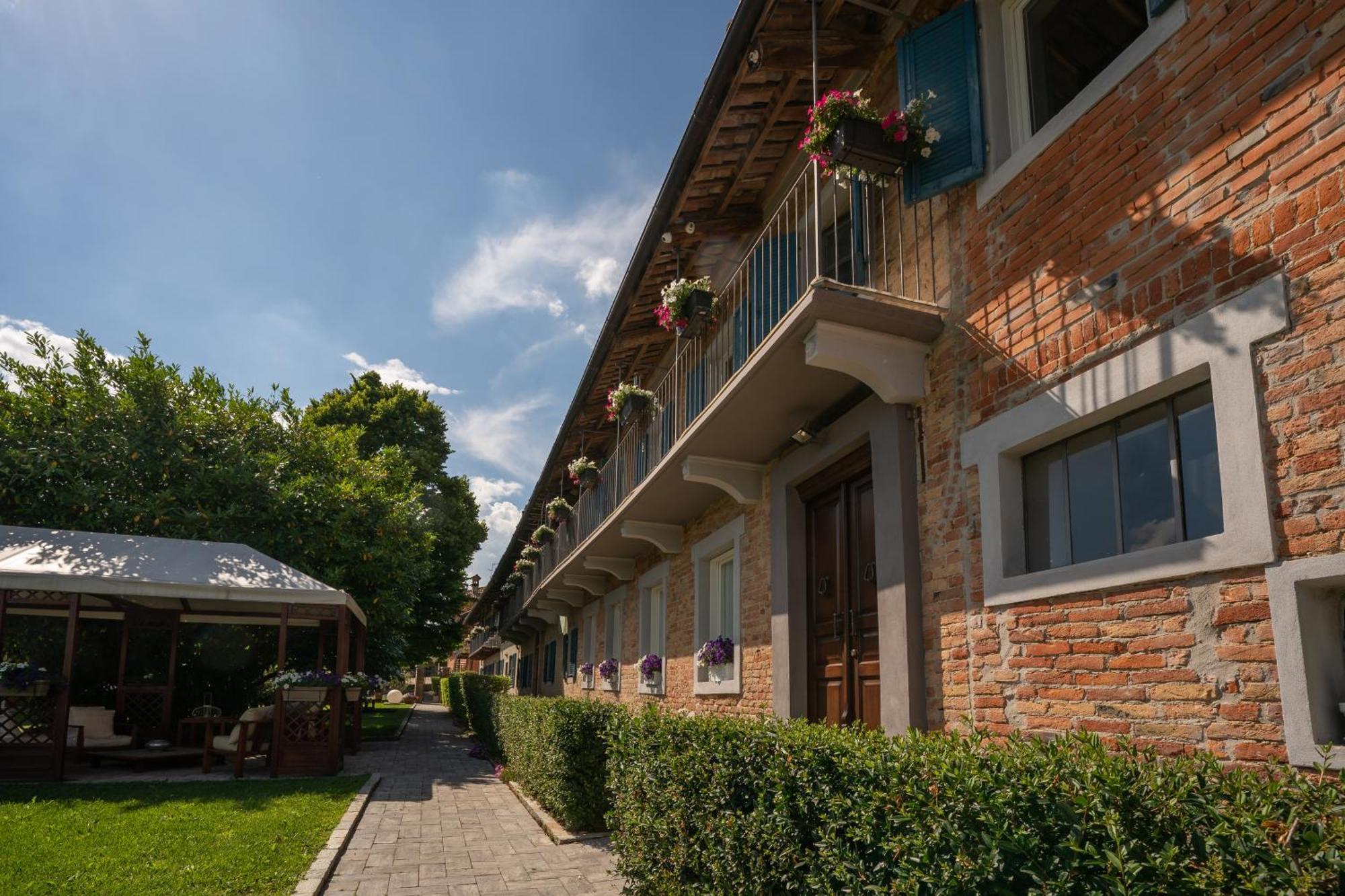 La Madernassa Resort - Casalora Dimora Storica Di Charme Guarene Dış mekan fotoğraf